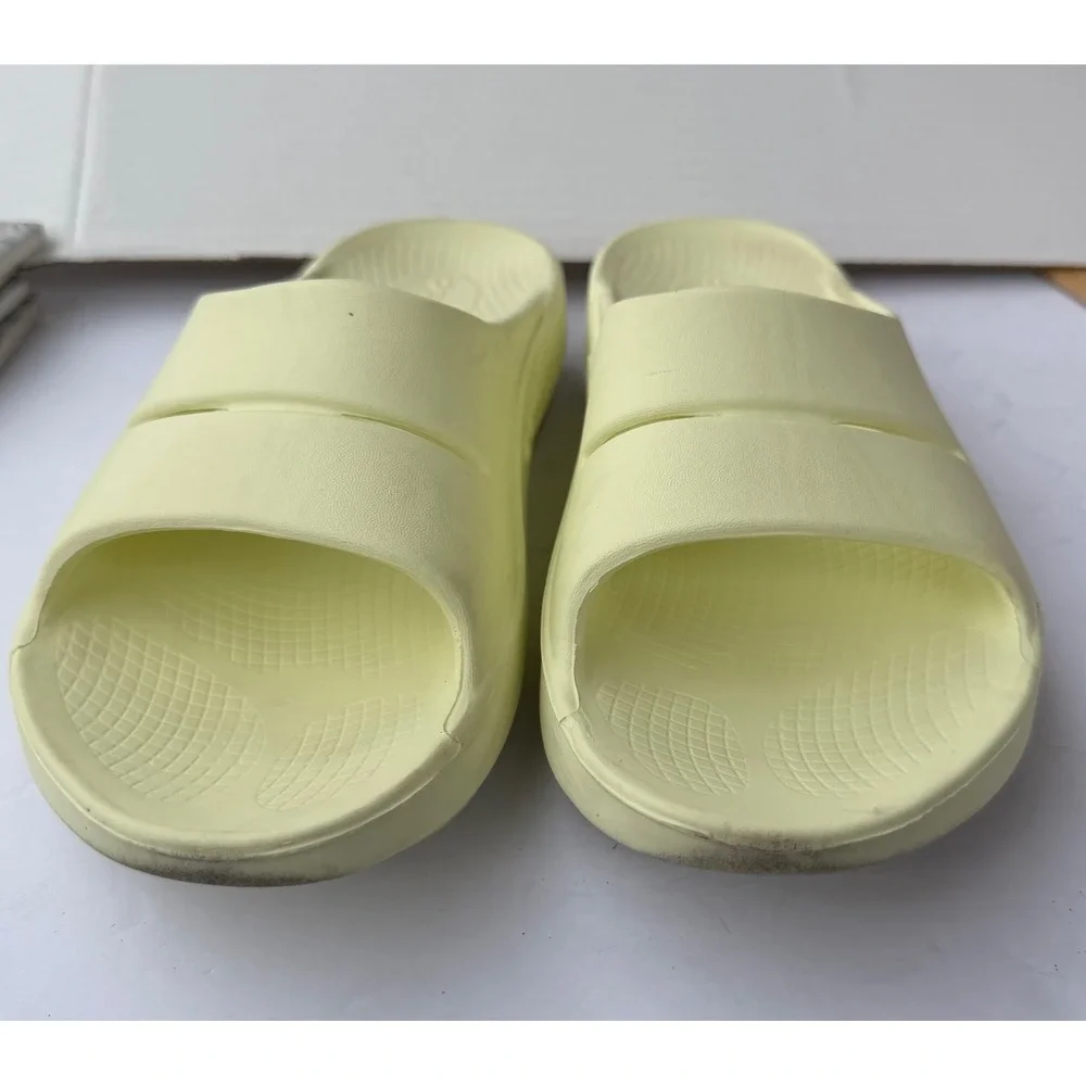 OOFOS OOahh Slide‎ Yellow Recovery Slide Comfort Sandals W8 M6